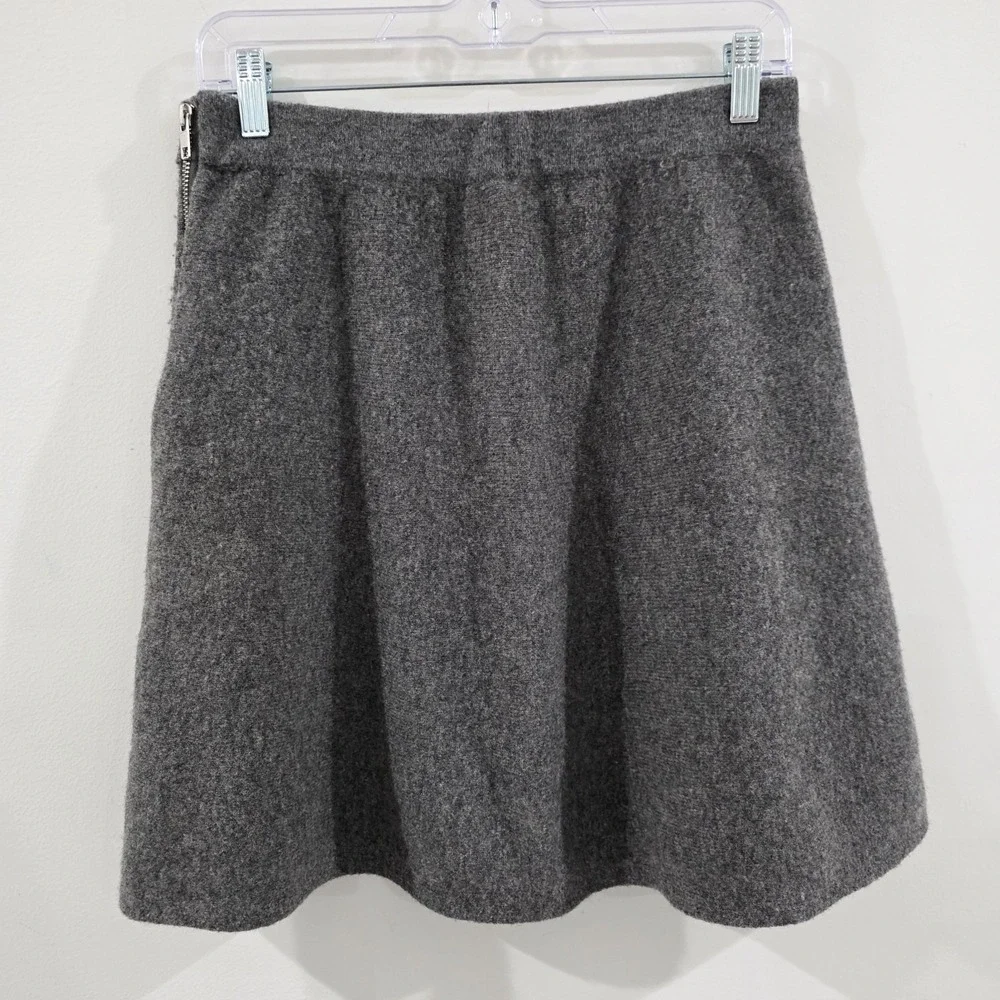 Tahari Mini Skirt Size Medium Wool Gray Academia Preppy‎